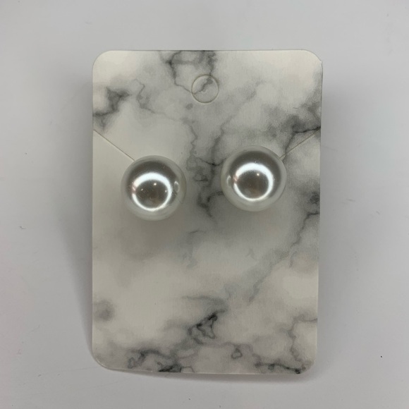 Pearl earrings - Picture 1 of 4